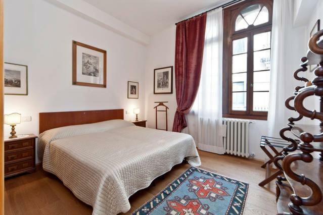 Appartamento Accademia San Vio Venedig Exteriör bild