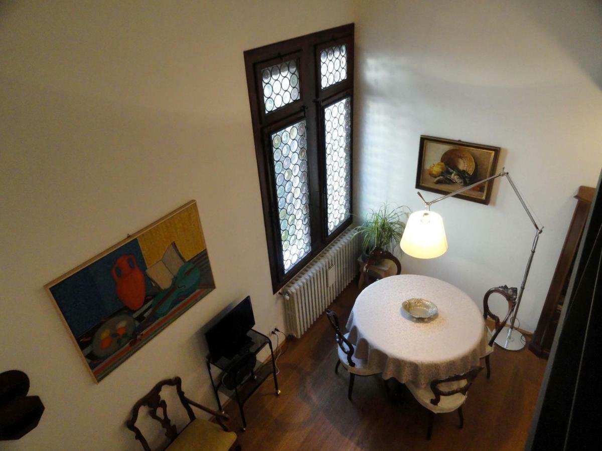 Appartamento Accademia San Vio Venedig Exteriör bild