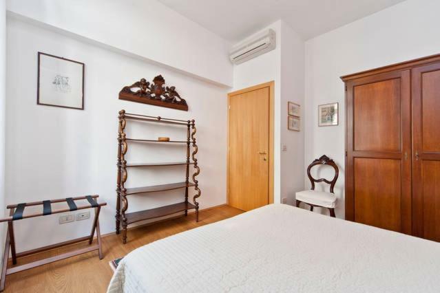 Appartamento Accademia San Vio Venedig Exteriör bild