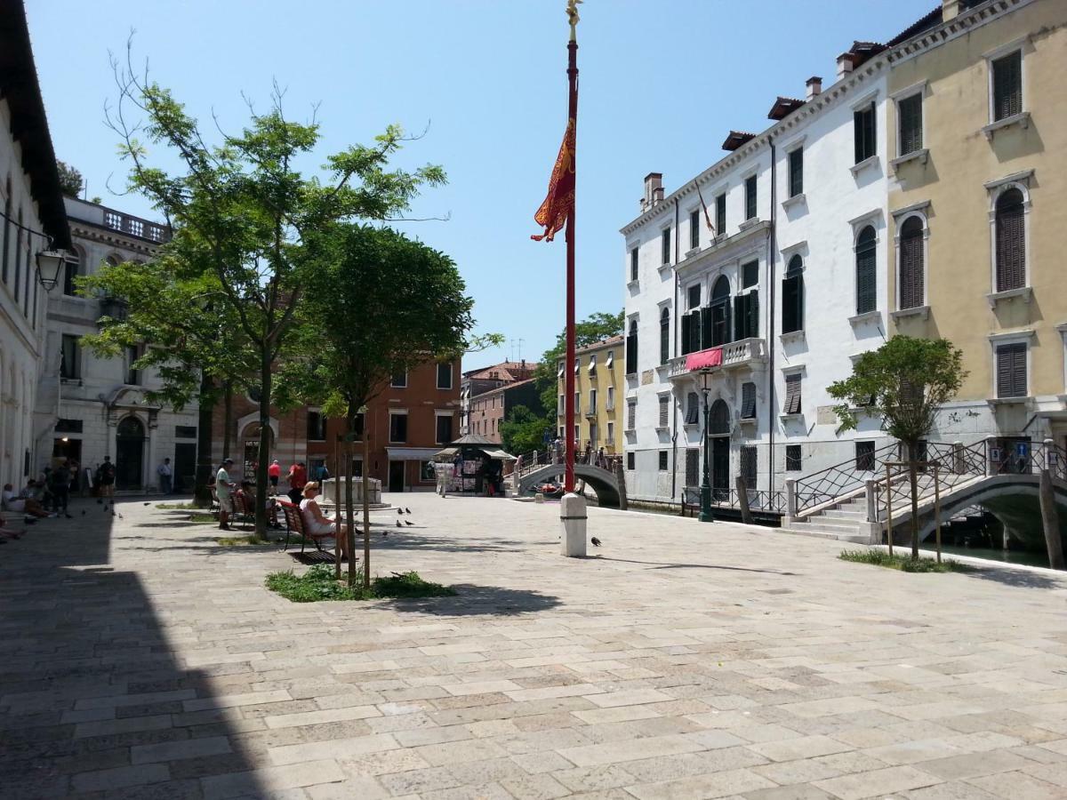 Appartamento Accademia San Vio Venedig Exteriör bild