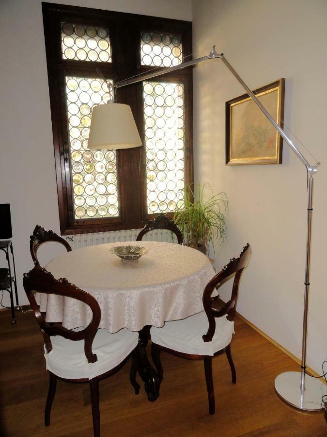 Appartamento Accademia San Vio Venedig Exteriör bild